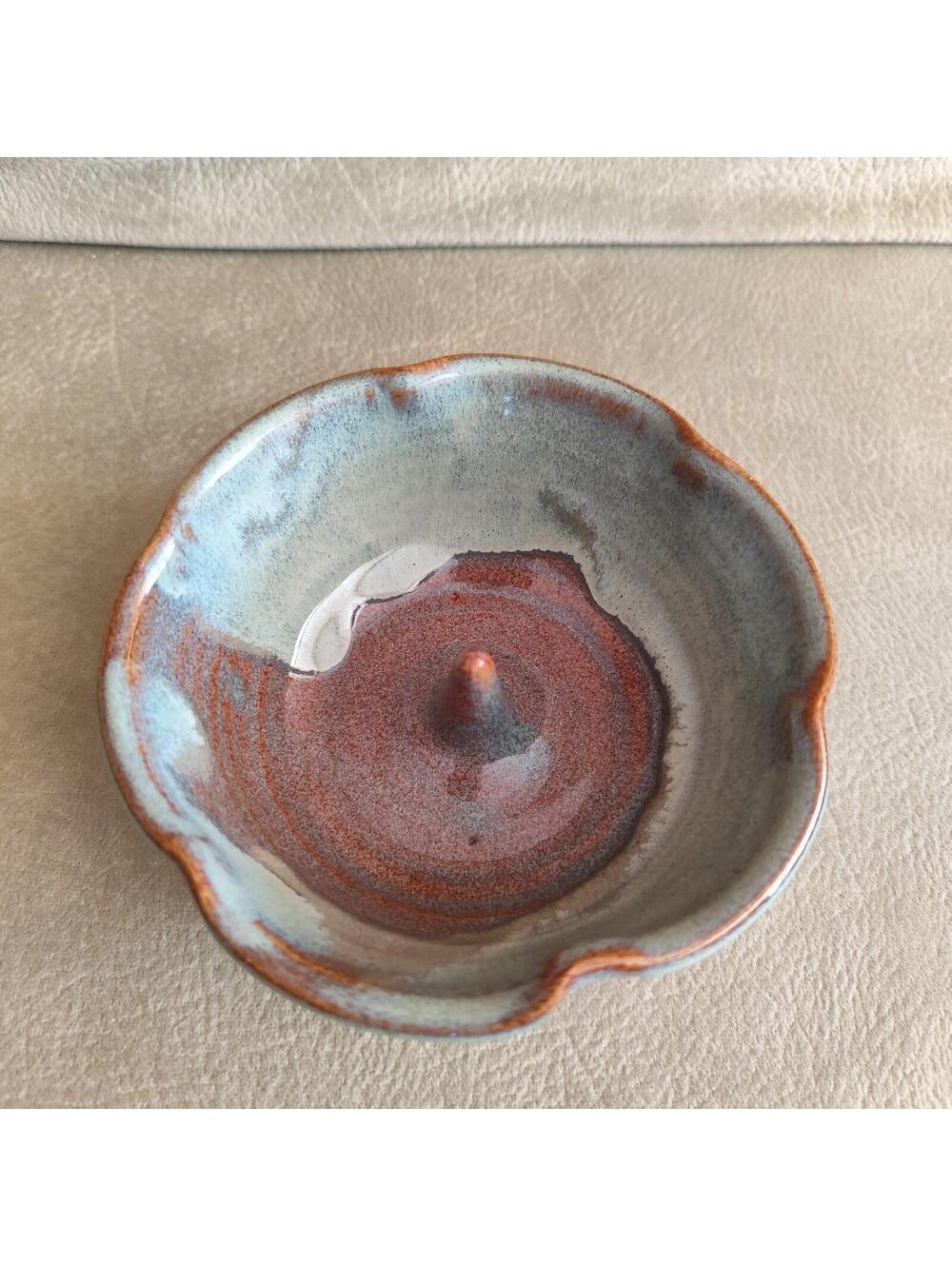 Beautiful Pottery stoneware Browns Blue farmhouse apple baking dish Signed